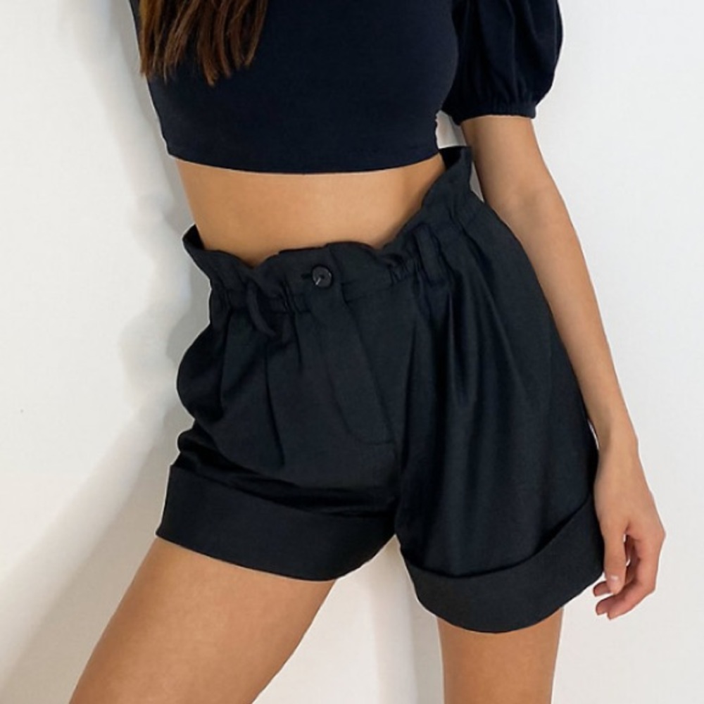 Sunday Best Aki Short